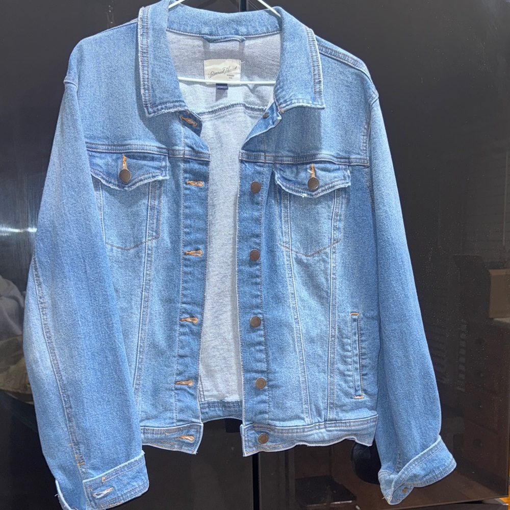 Universal Thread Light Blue Denim Jacket
